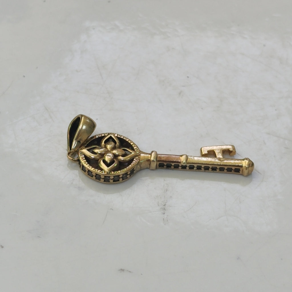 DIJE ORO 10 K 2,40 GRMS (SEMINUEVO)