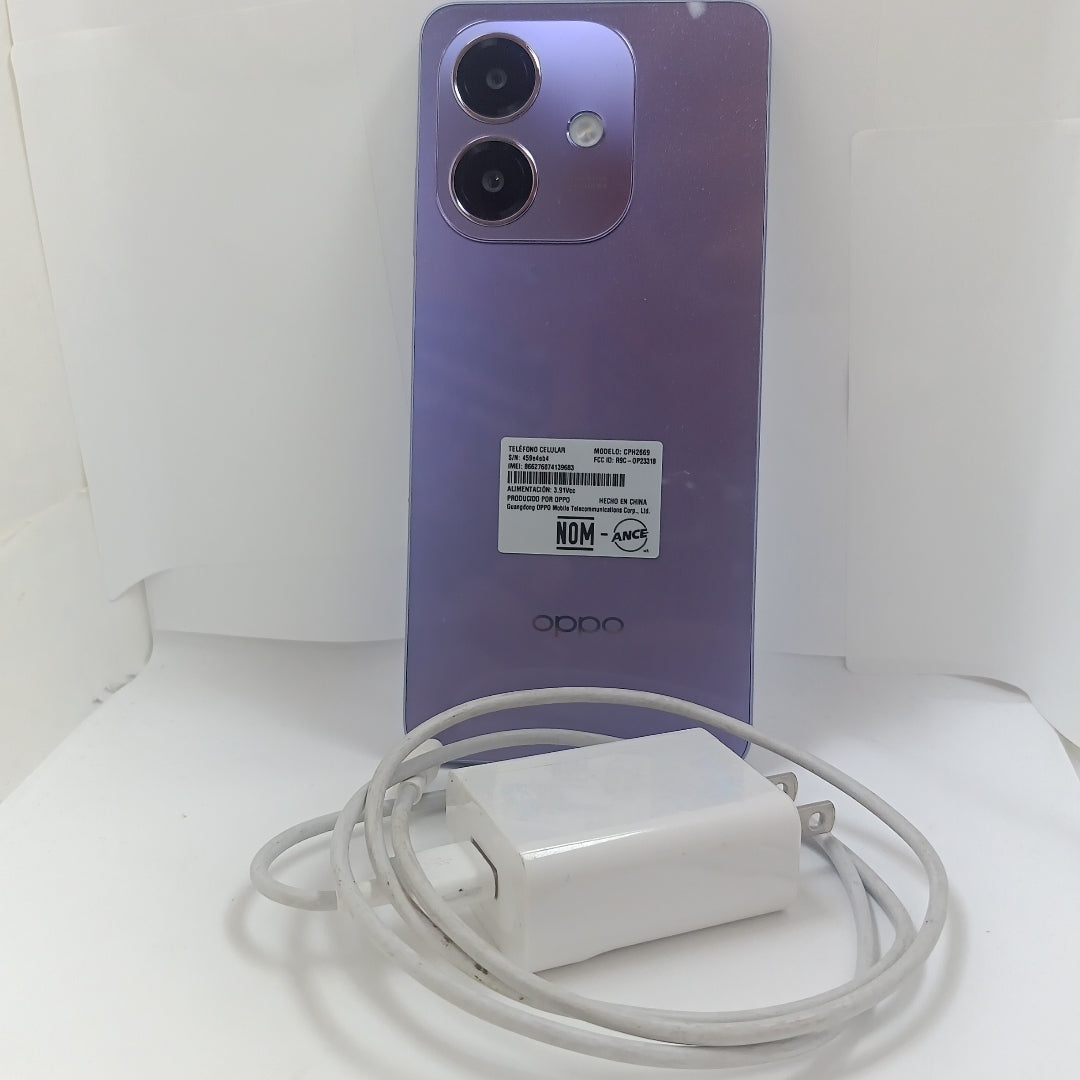 CELULAR OPPO  A40 CPH2669 (2024) 256 GB 4 GB RAM (SEMINUEVO)