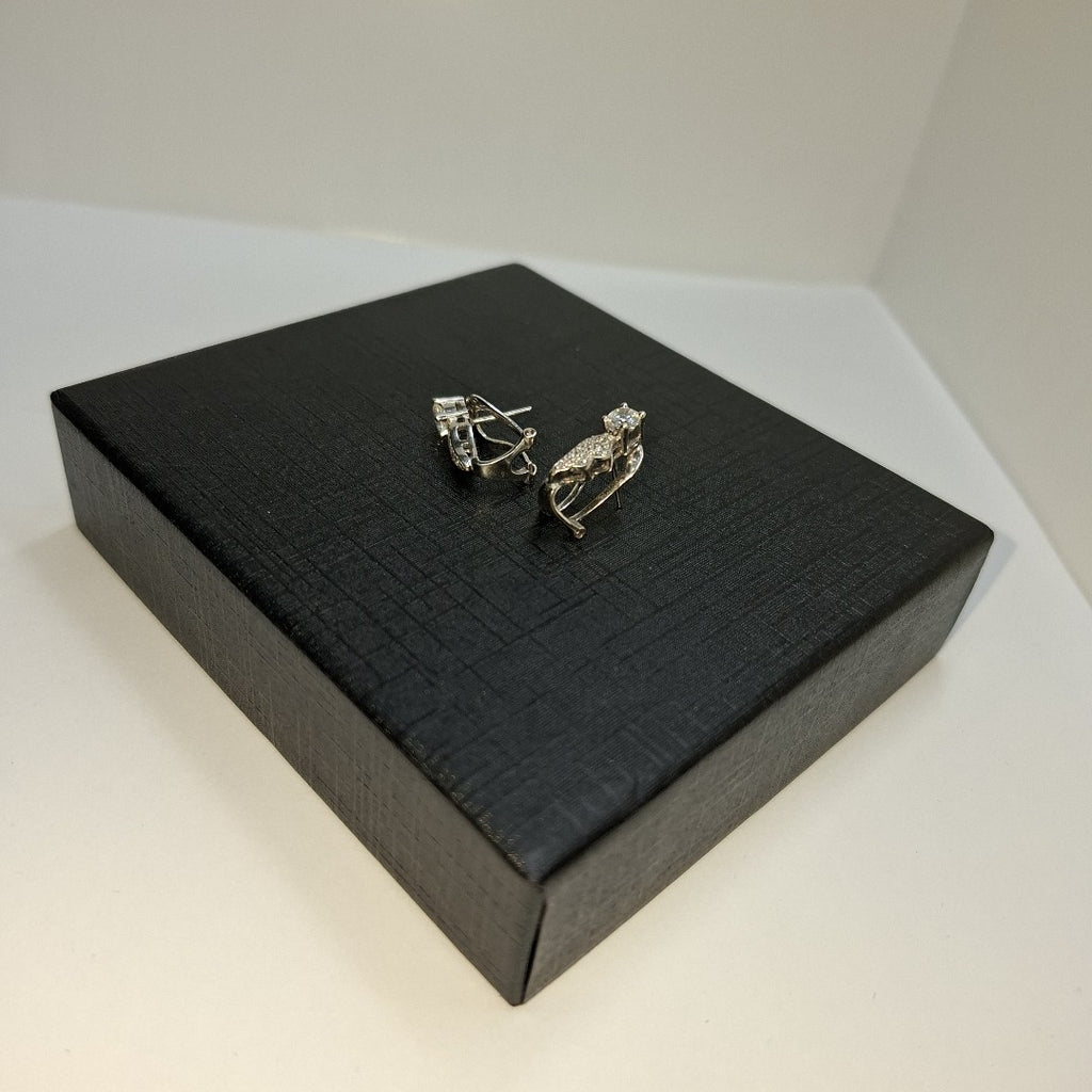 ARETES PAR ORO BLANCO 14 K 3,40 GRMS (SEMINUEVO)