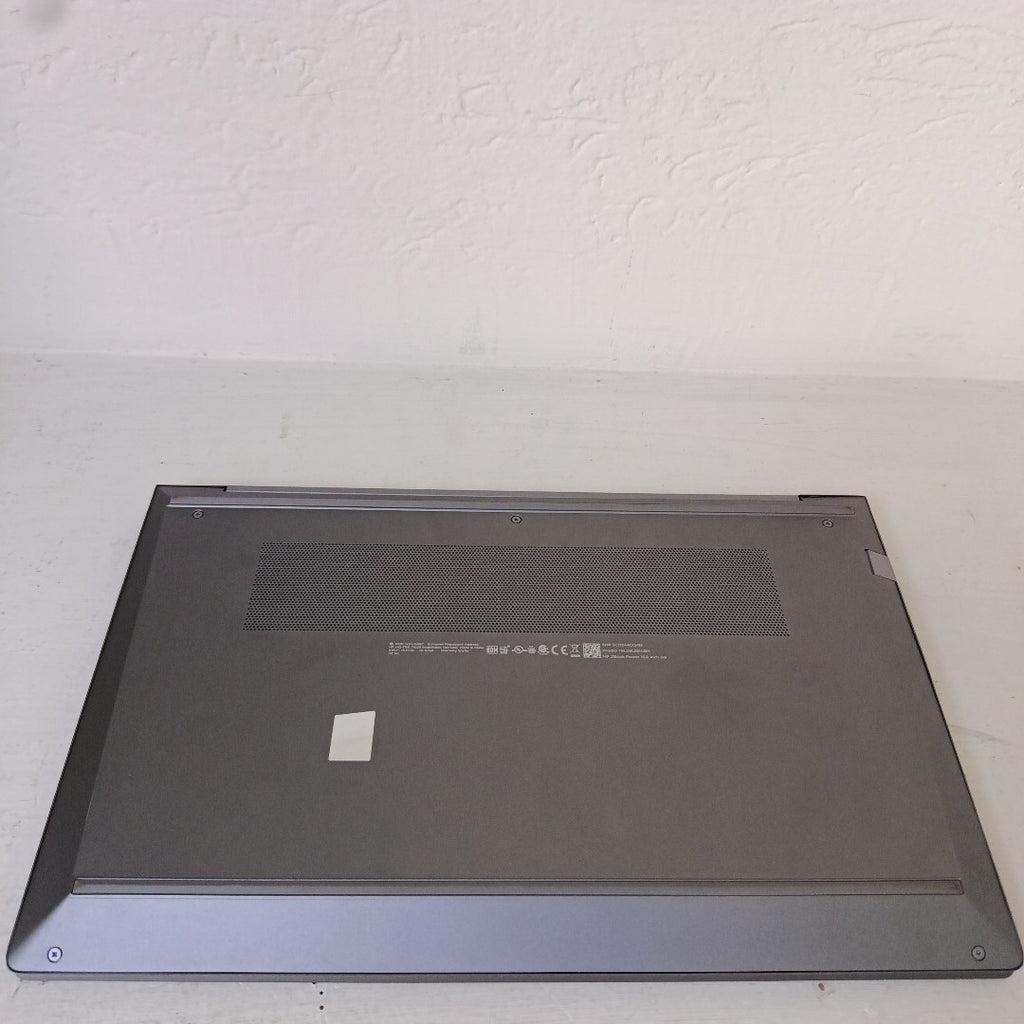 LAPTOP HP ZBOOK POWER 15.6" G9 (2023) 512 GB SSD 32 GB RAM (SEMINUEVO)