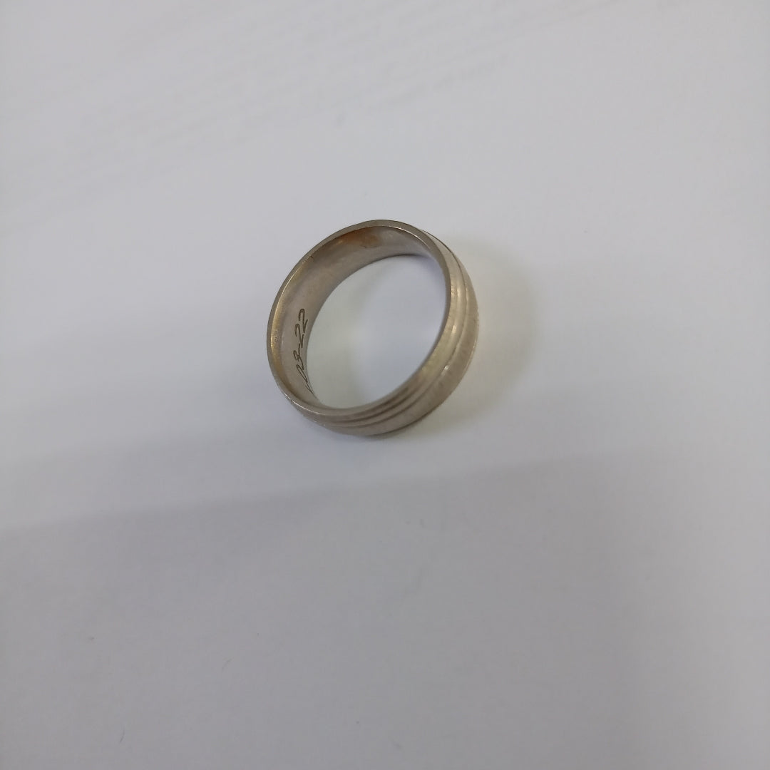ARGOLLA ORO, ORO BLANCO 10 K 2.5 GRMS (SEMINUEVO)