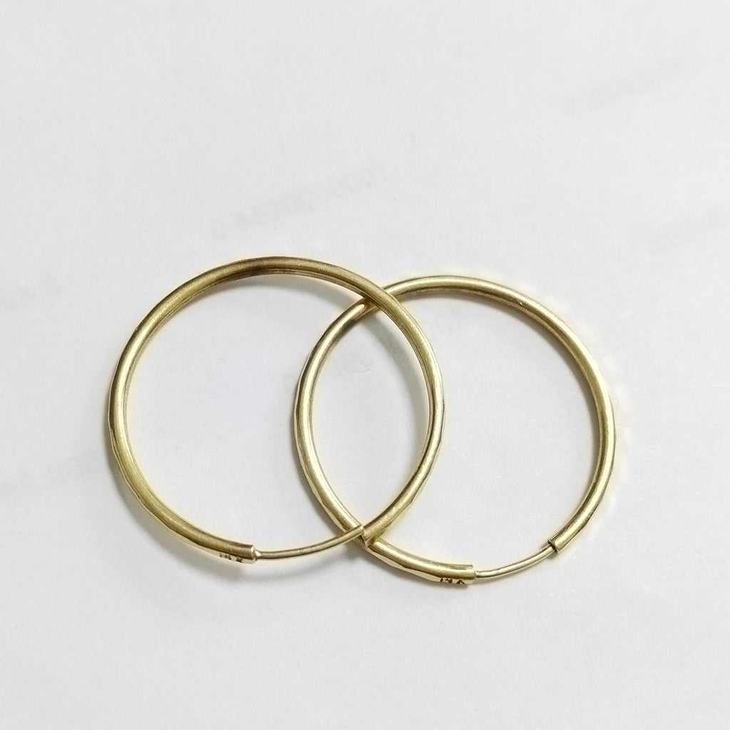 ARRACADAS PAR ORO 14 K 2 GRMS (SEMINUEVO)