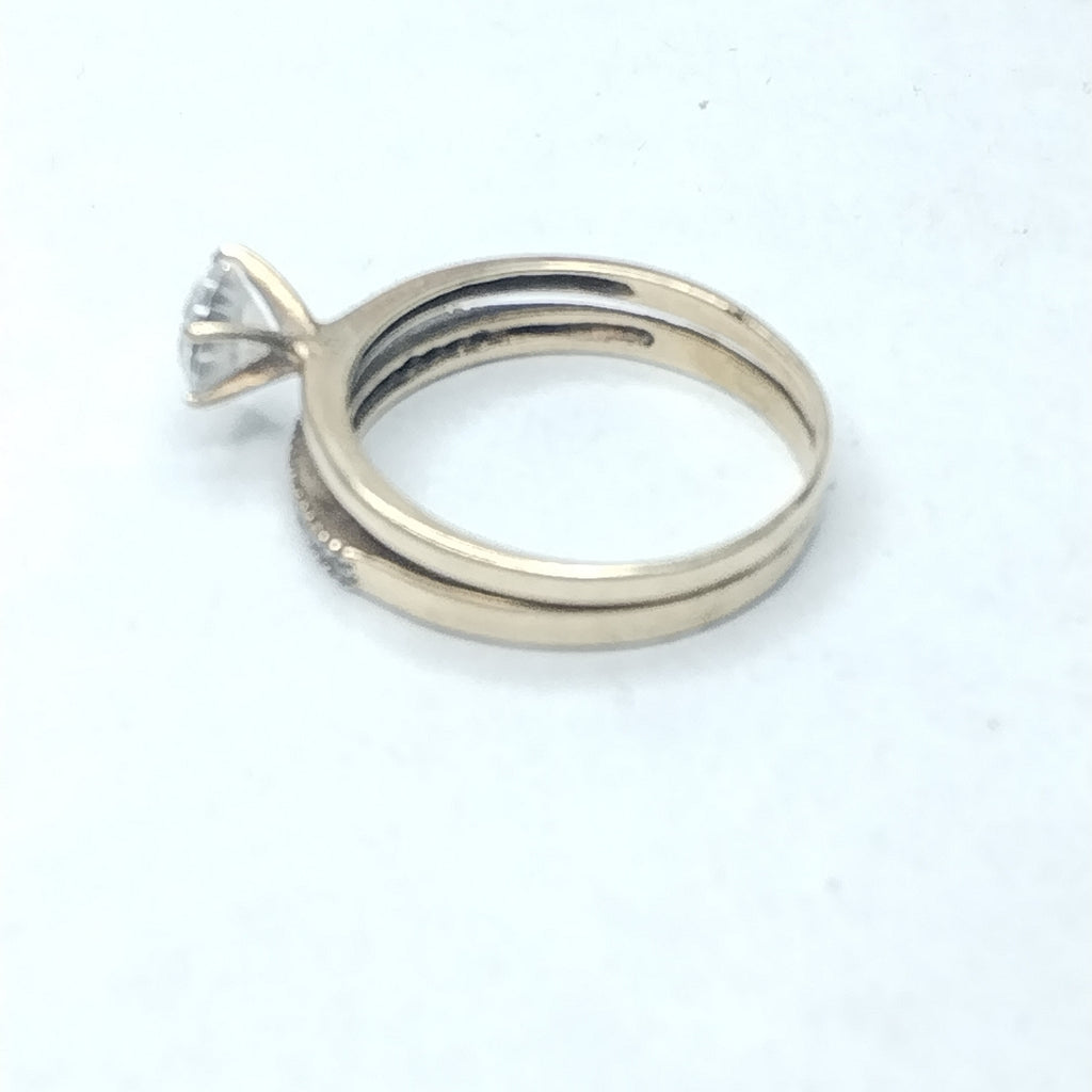 ANILLO ORO 10 K 2.6 GRMS (SEMINUEVO)