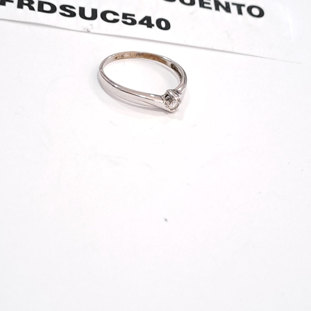 ANILLITO, SOLITARIO ORO, ORO BLANCO 14 K 2 GRMS (SEMINUEVO)