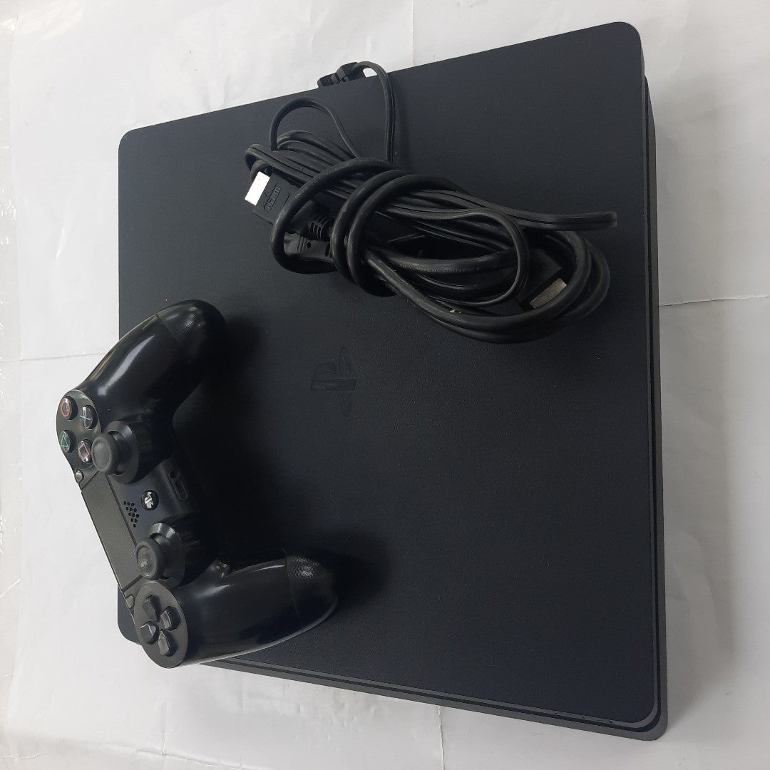 CONSOLA DE VIDEOJUEGO SONY PS4 SLIM 1 TB (SEMINUEVO)