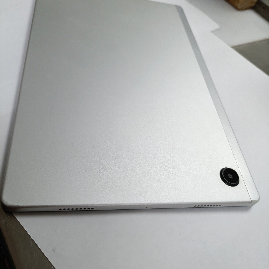 TABLETA SAMSUNG GALAXY TAB A8 SM-X200 32 GB 3 GB RAM (SEMINUEVO)