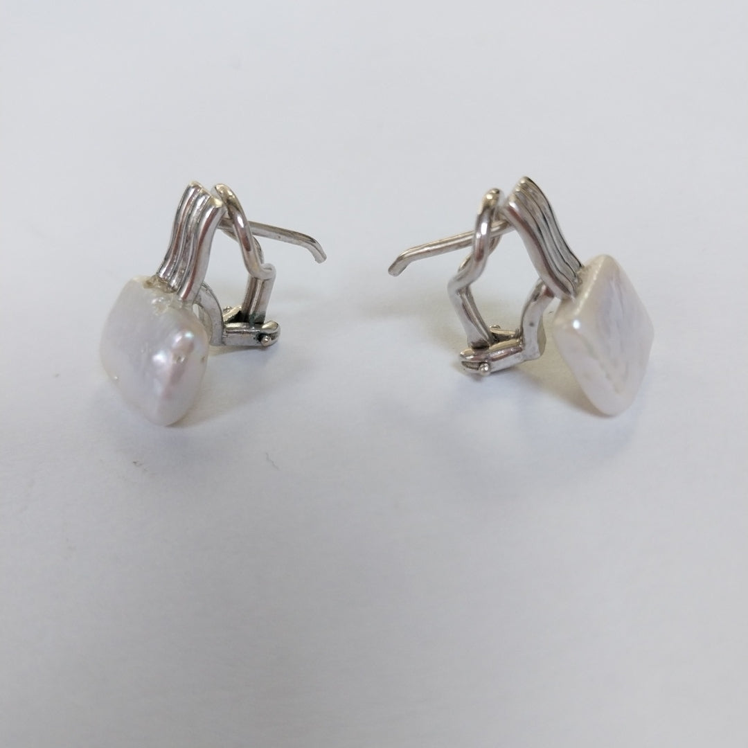ARETES PAR ORO BLANCO 14 K 5.4 GRMS (SEMINUEVO)
