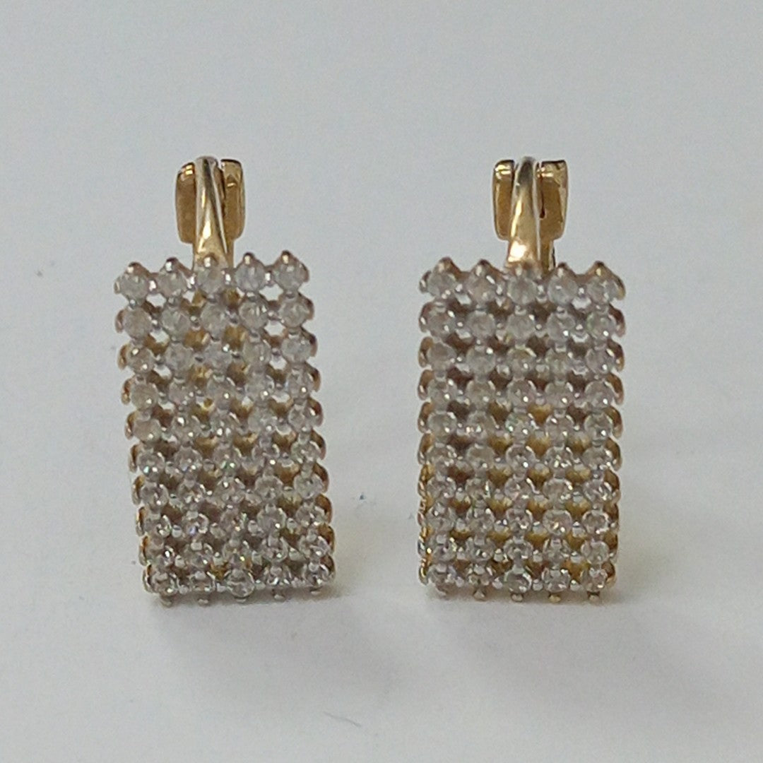 ARRACADAS PAR ORO 14 K 3.2 GRMS (SEMINUEVO)