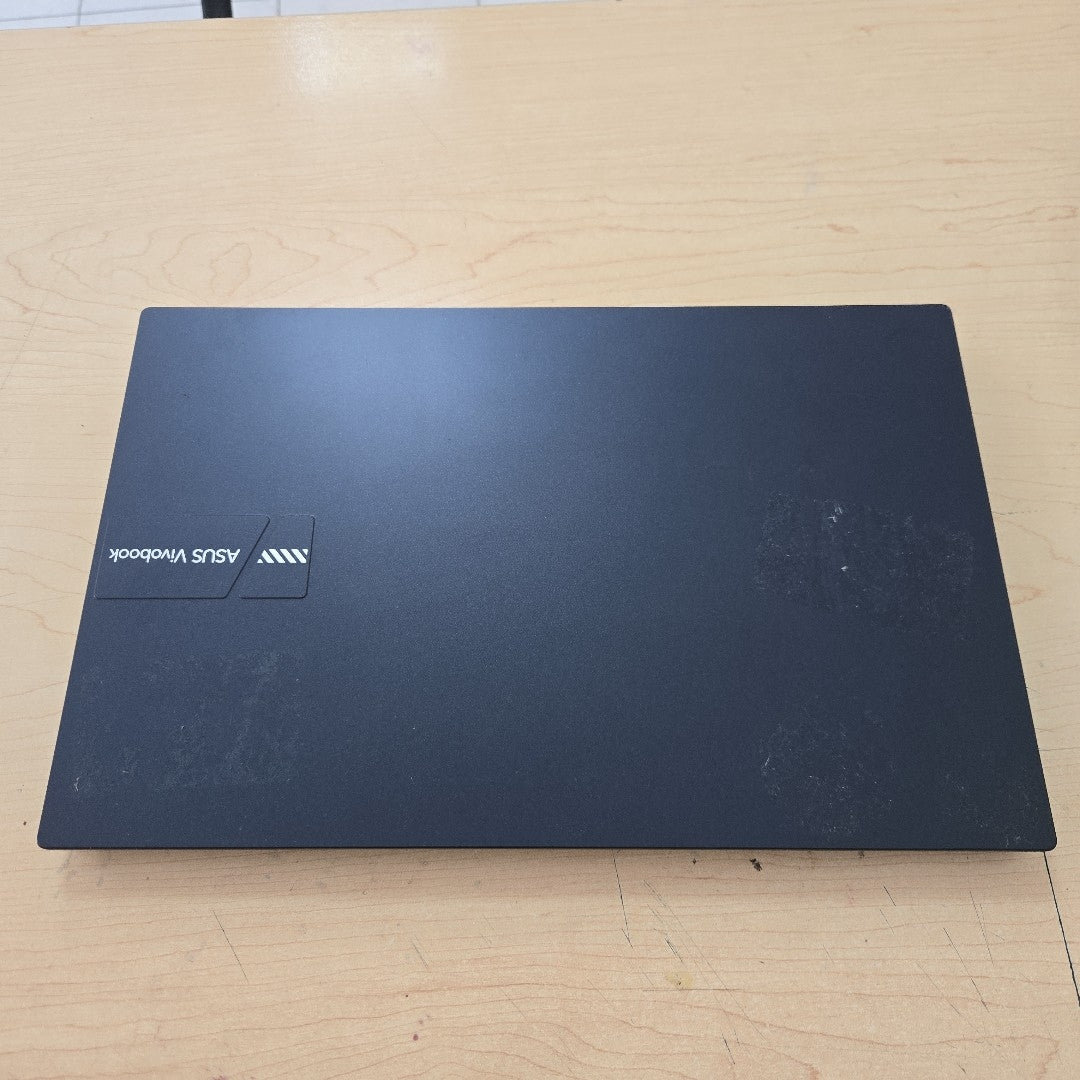 LAPTOP ASUS VIVOBOOK 15 X1504VA-NJ468W (2024) 512 GB SSD 16 GB RAM (SEMINUEVO)