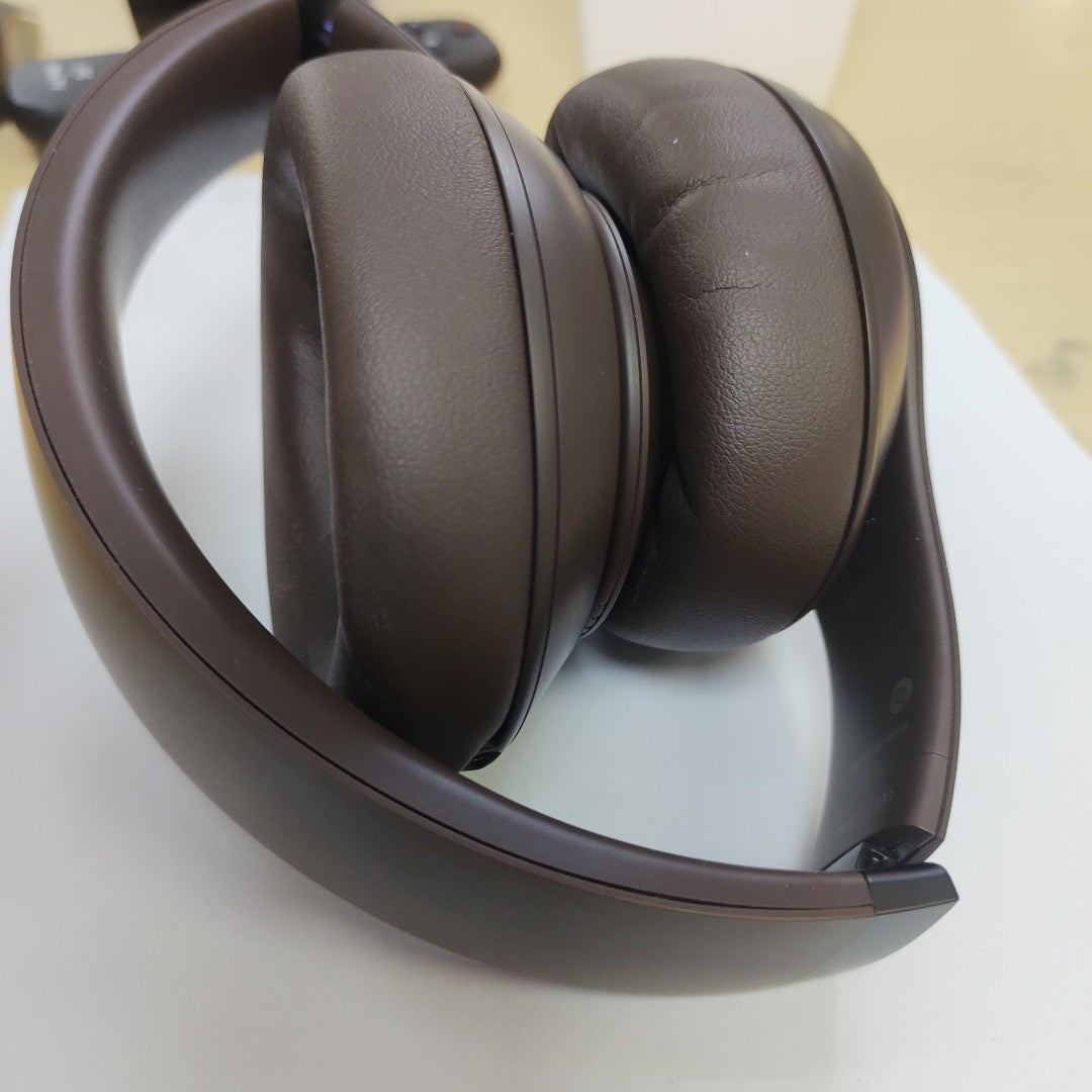 AUDIFONOS BEATS STUDIO PRO INALAMBRICO OVER EAR (SEMINUEVO)