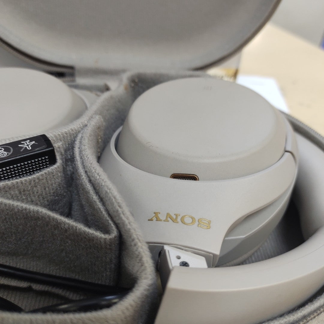 AUDIFONOS SONY WH-1000XM4 INALAMBRICO OVER EAR (SEMINUEVO)