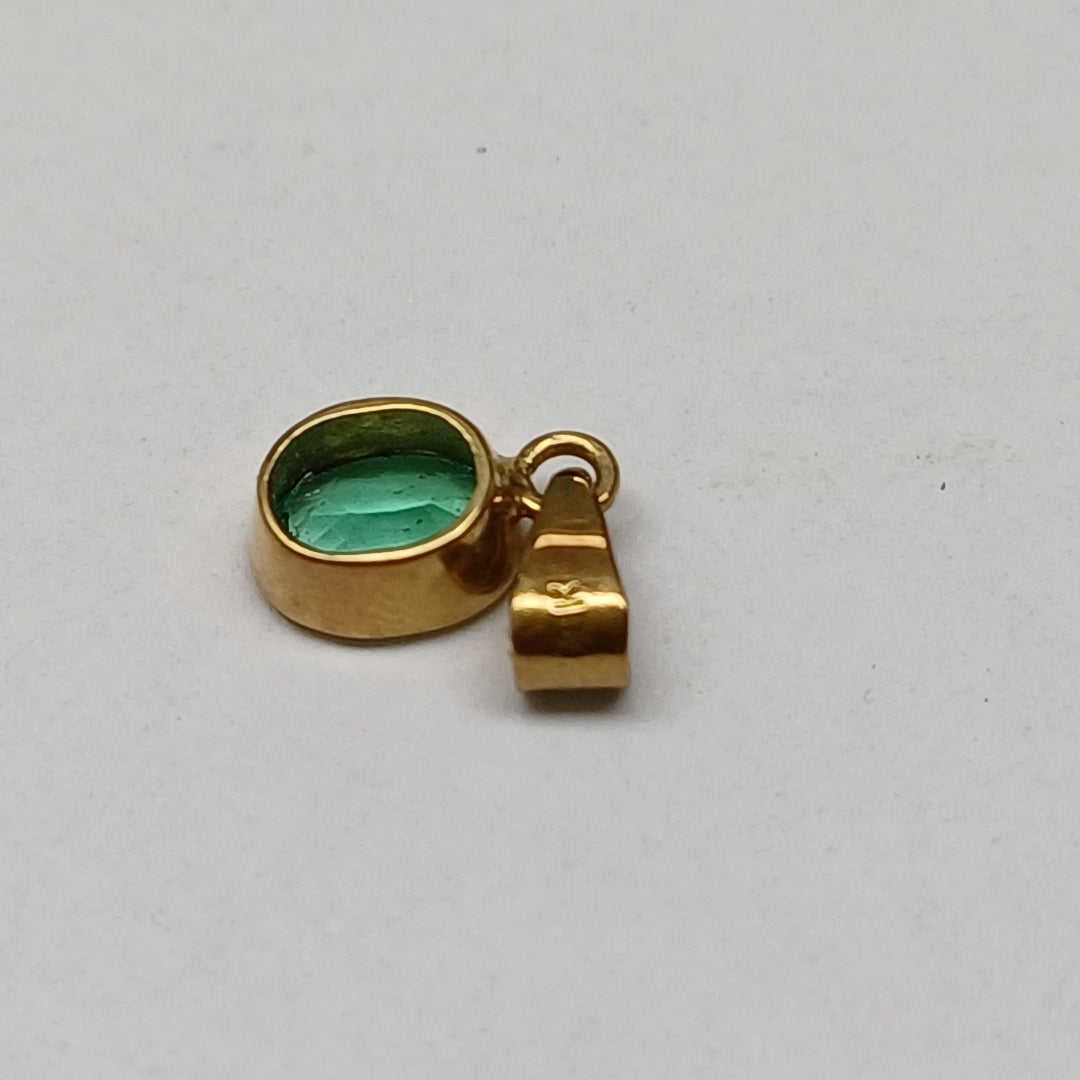 DIJE ORO 18 K 0.9 GRMS (SEMINUEVO)