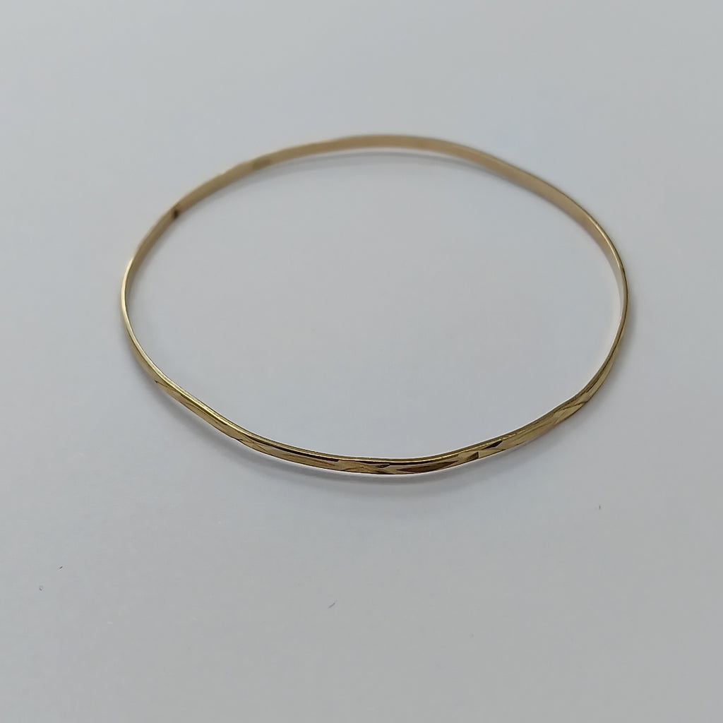 PULSERA RIGIDA ORO 14 K 3.5 GRMS (SEMINUEVO)
