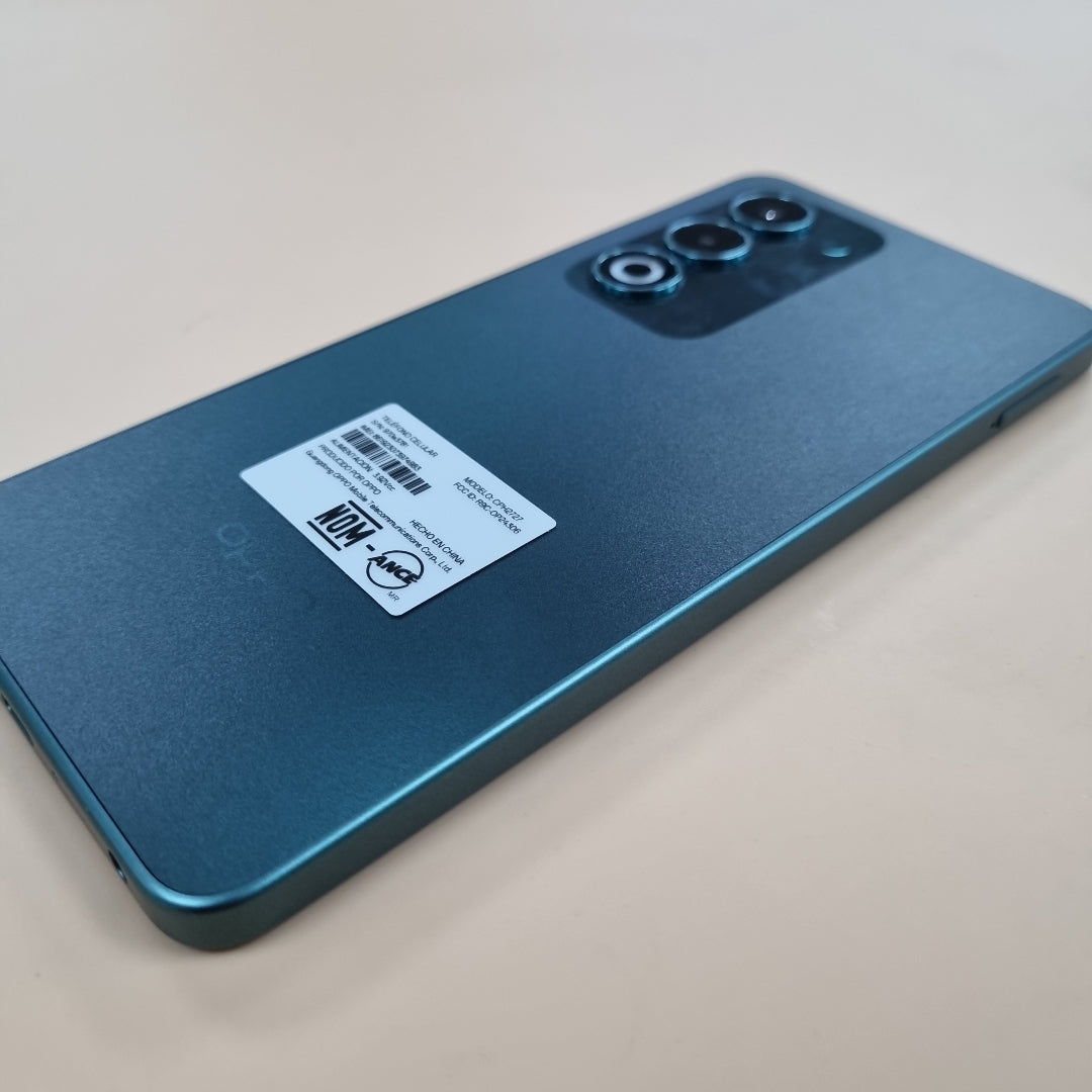 CELULAR OPPO  A5 CPH2727 (2025) 256 GB 4 GB RAM (SEMINUEVO)