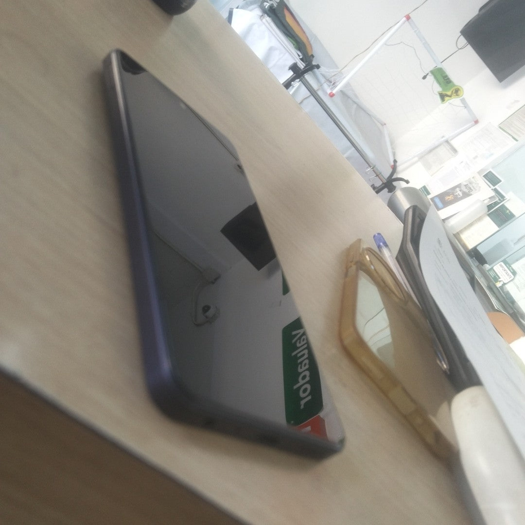 CELULAR REALME 11 5G RMX3780 (2023) 256 GB 8 GB RAM (SEMINUEVO)