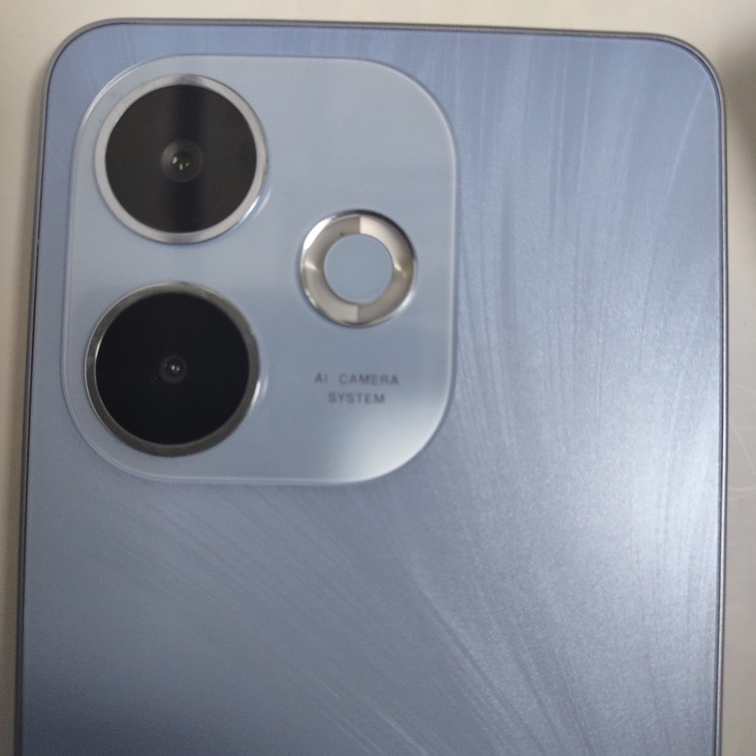 CELULAR OPPO  A5 PRO CPH2711 (2025) 256 GB 8 GB RAM (SEMINUEVO)