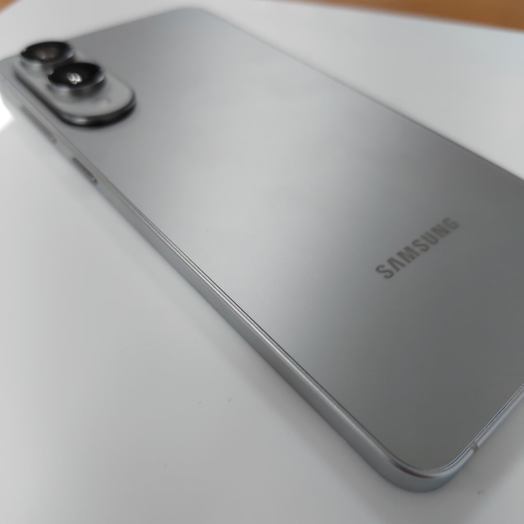 CELULAR SAMSUNG GALAXY S25 EDGE SM-S937B (2025) 256 GB 12 GB RAM (SEMINUEVO)