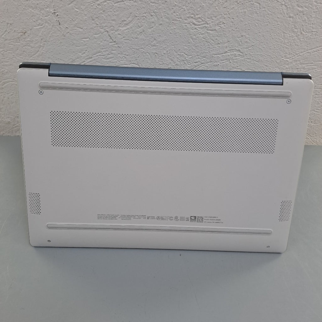 LAPTOP HP 14-EM0017LA (2024) 512 GB SSD 8 GB RAM (SEMINUEVO)