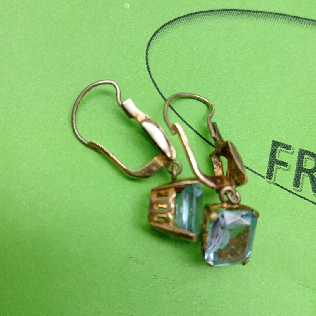 ARETES PAR ORO 8 K 4.6 GRMS (SEMINUEVO)