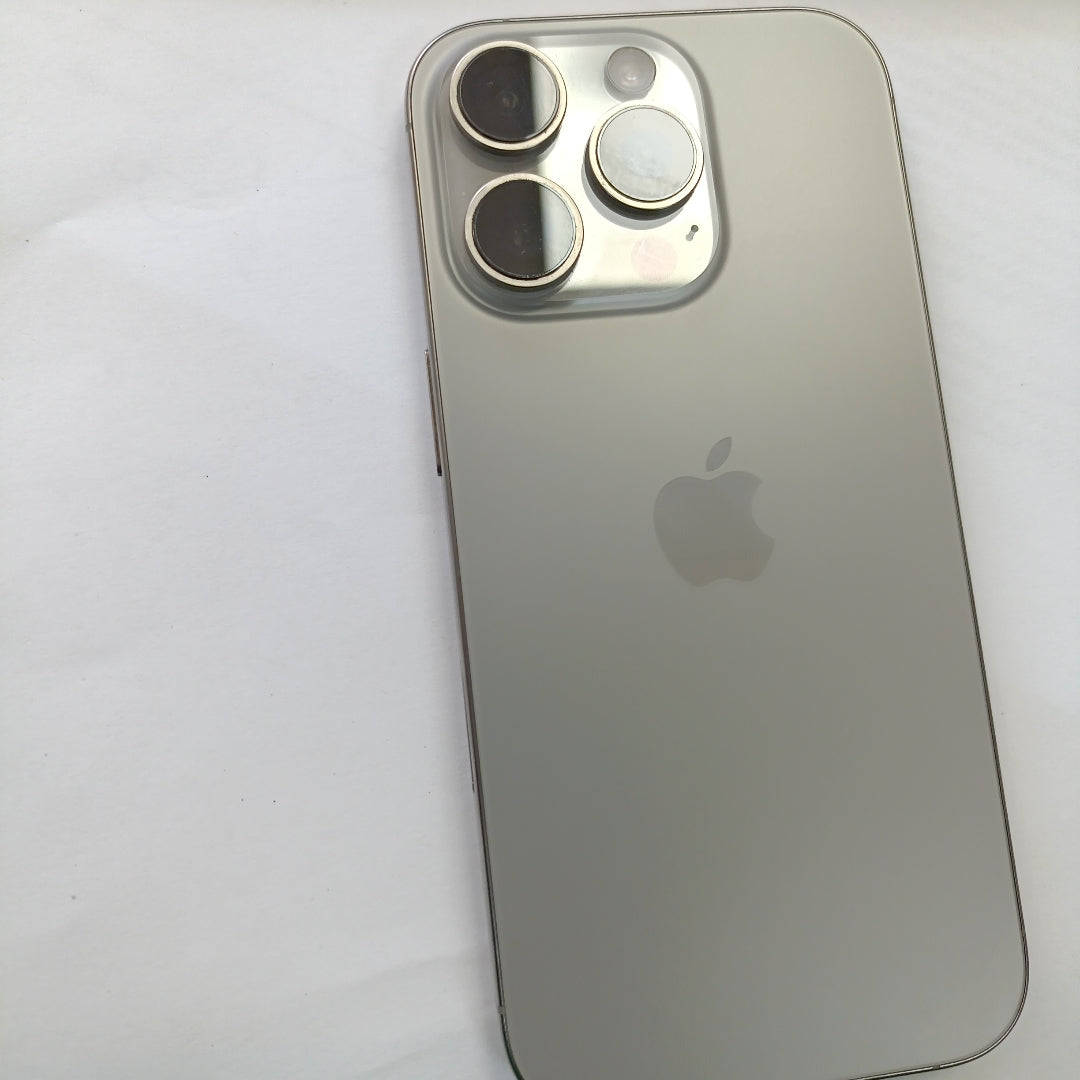 CELULAR APPLE IPHONE 16 PRO A3292 (2024) 128 GB 8 GB RAM (SEMINUEVO)