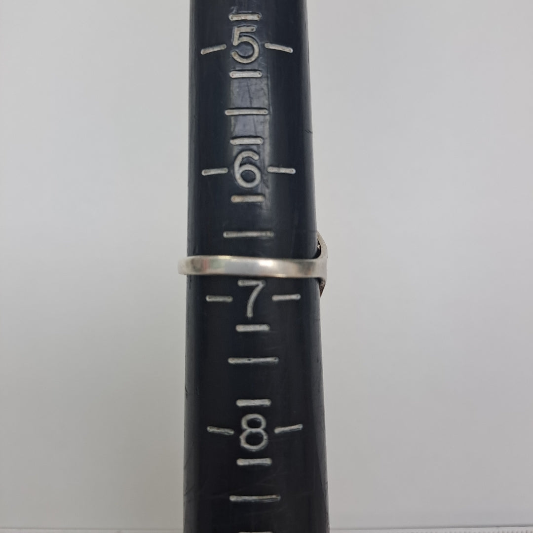 ANILLITO PLATA 2.7 GRMS (SEMINUEVO)