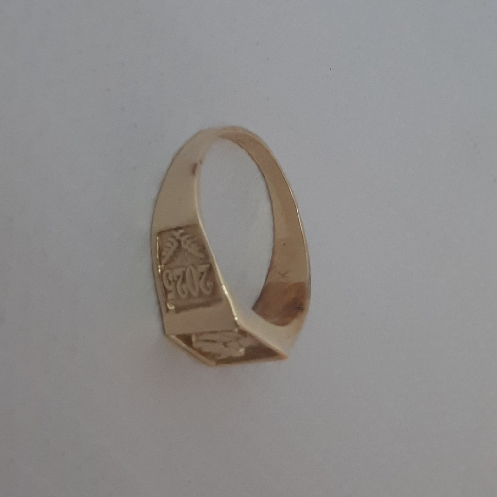 ANILLO, ANILLO CONMEMORATIVO ORO 10 K 7.3 GRMS (SEMINUEVO)