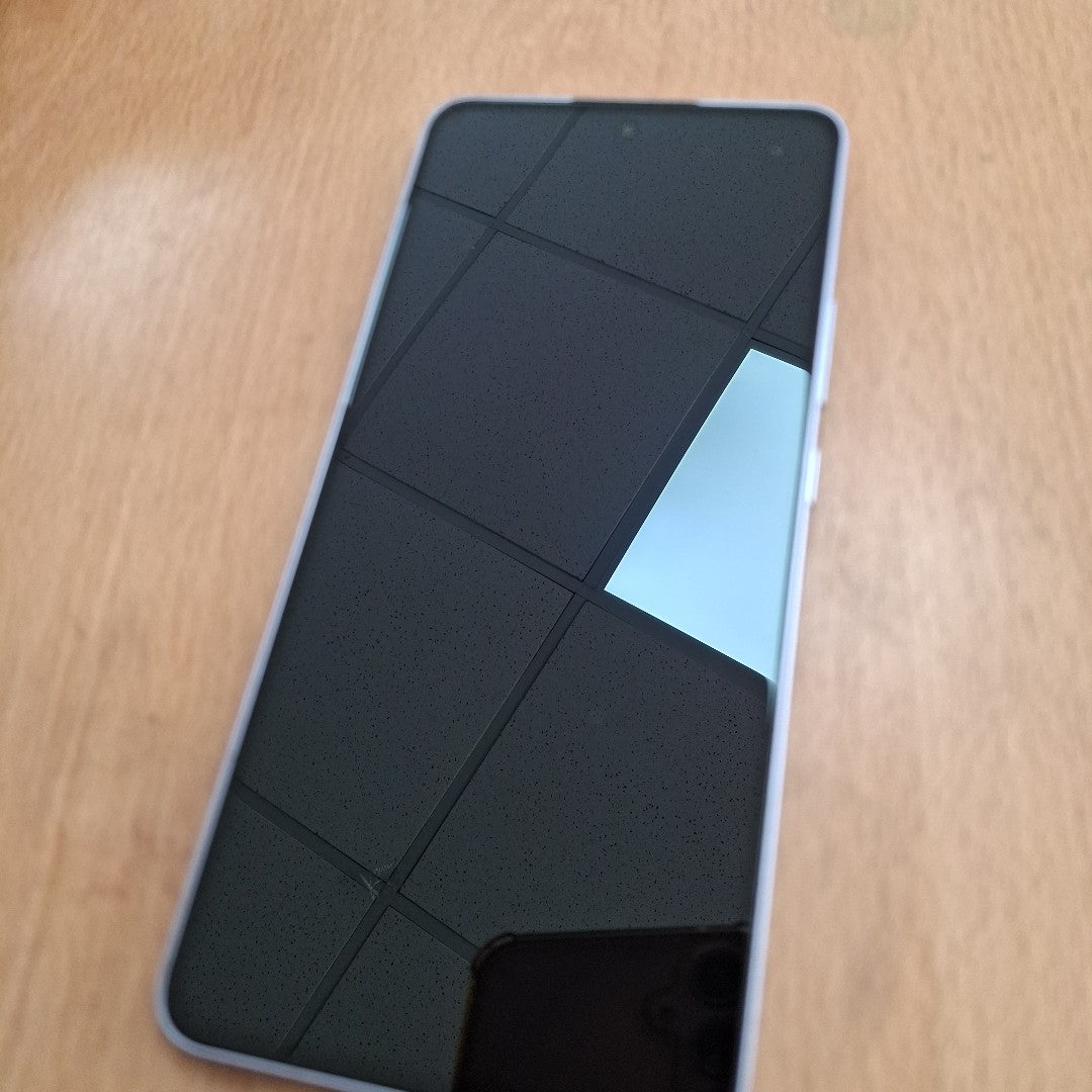 CELULAR OPPO  RENO 13F 5G CPH2699 (2025) 256 GB 12 GB RAM (SEMINUEVO)