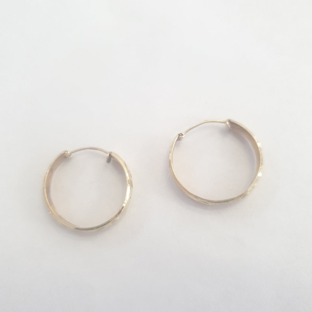 ARRACADAS PAR ORO 14 K 2.5 GRMS (SEMINUEVO)