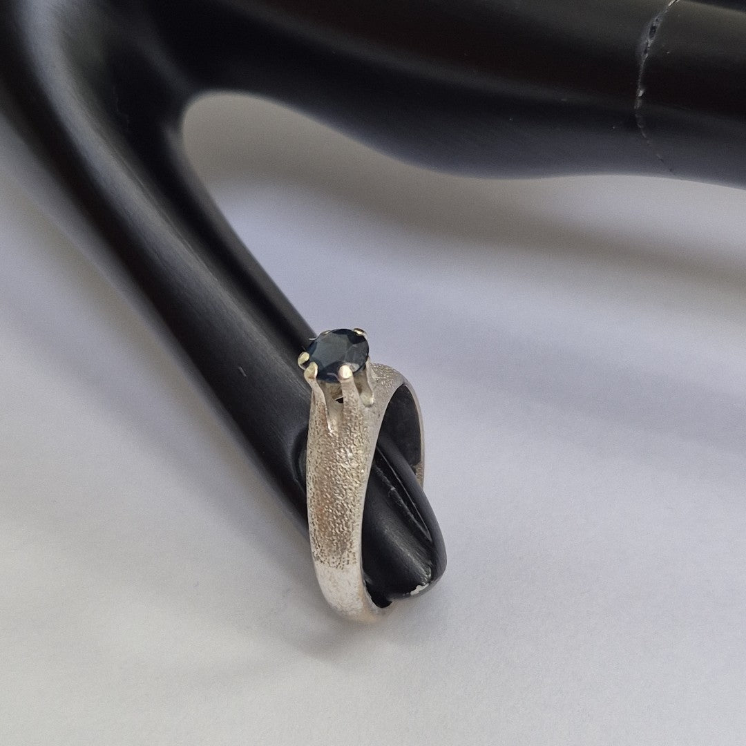 ANILLITO ORO, ORO BLANCO 14 K 3.8 GRMS (SEMINUEVO)