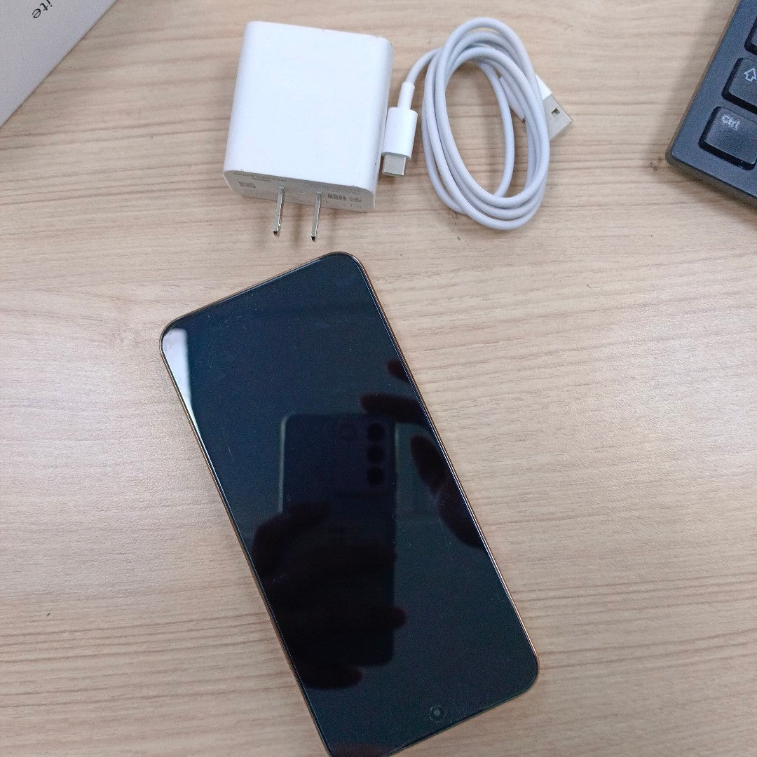 CELULAR HONOR MAGIC 8 LITE MTN-NX3 (2025) 256 GB 8 GB RAM (SEMINUEVO)