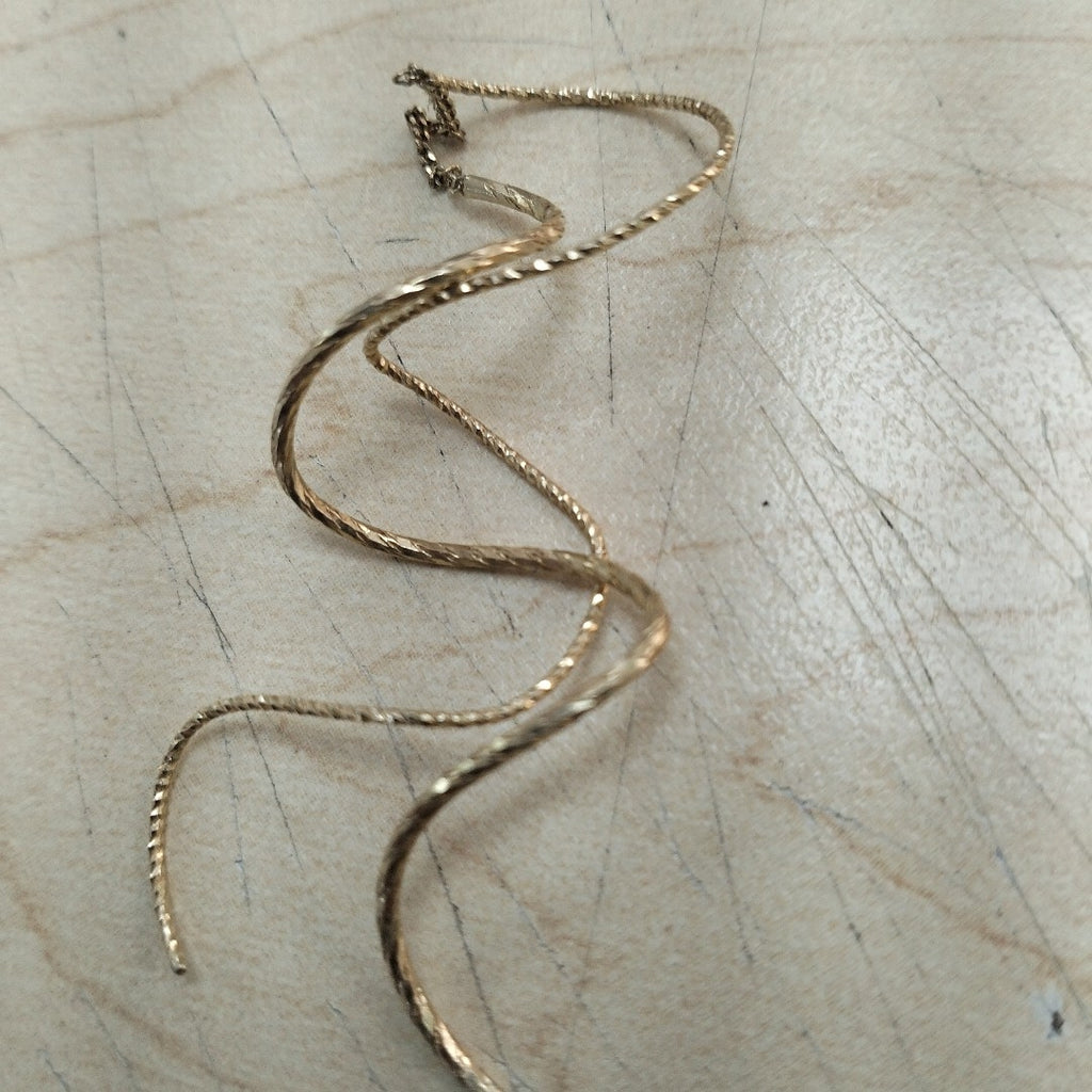 VIOLADORES PAR ORO 14 K 2.8 GRMS (SEMINUEVO)