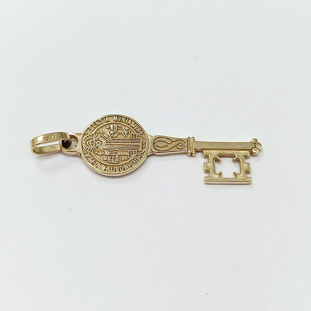 DIJE ORO 14 K 6.8 GRMS (SEMINUEVO)