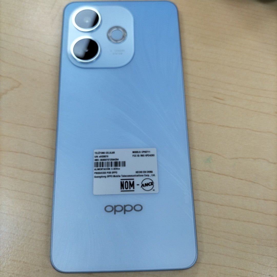 CELULAR OPPO  A5 PRO CPH2711 (2025) 256 GB 8 GB RAM (SEMINUEVO)