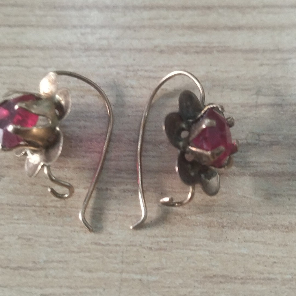 ARETES PAR ORO 10 K 0.8 GRMS (SEMINUEVO)