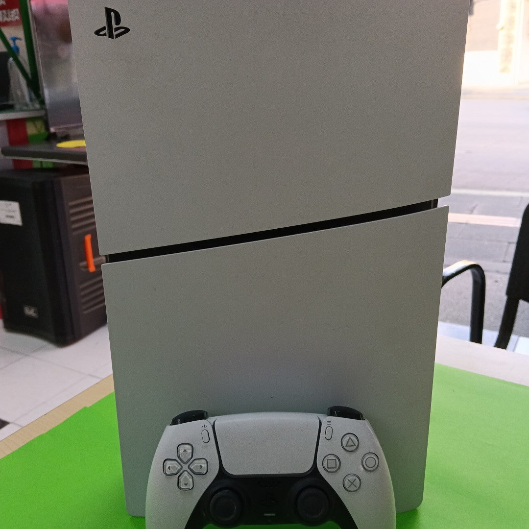 CONSOLA DE VIDEOJUEGO SONY PS5 SLIM 1 TB SSD (SEMINUEVO)
