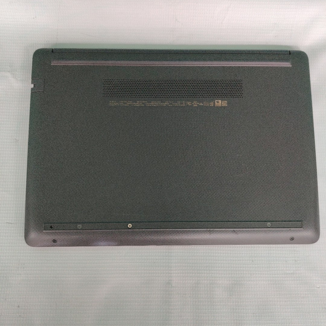 LAPTOP HP 245 G8 (2024) 512 GB SSD 8 GB RAM
