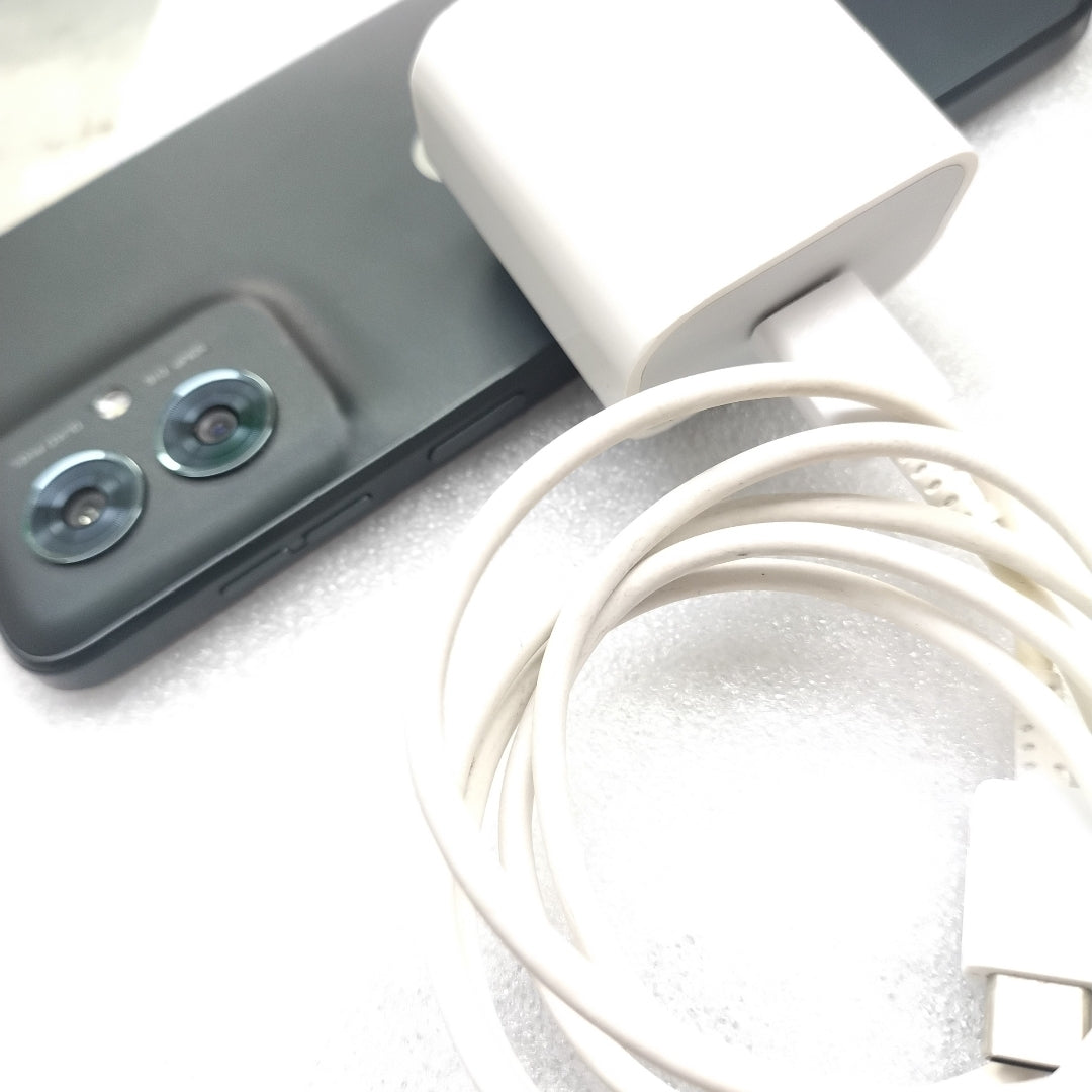 CELULAR MOTOROLA MOTO G55 5G XT2435-1(2024) 256 GB 8 GB RAM (SEMINUEVO)