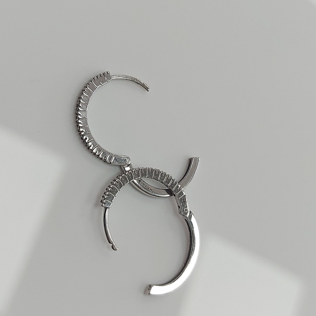 ARRACADAS PAR ORO, ORO BLANCO 14 K 2.2 GRMS (SEMINUEVO)