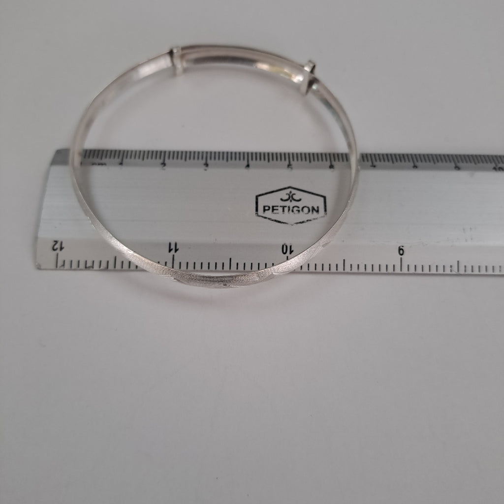 PULSERA RIGIDA PLATA 6.2 GRMS (SEMINUEVO)