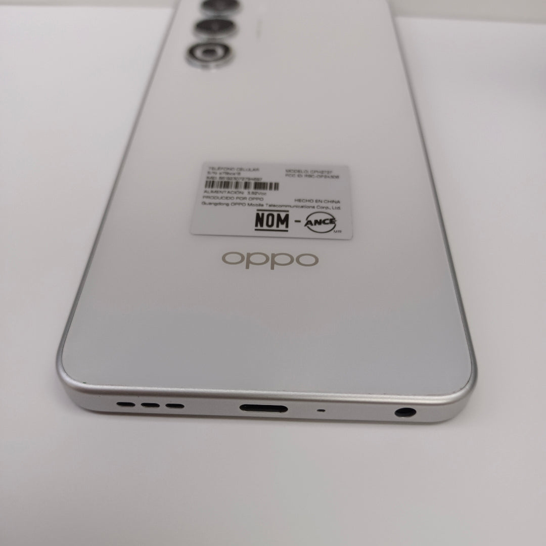 CELULAR OPPO  A5 CPH2727 (2025) 256 GB 4 GB RAM (SEMINUEVO)
