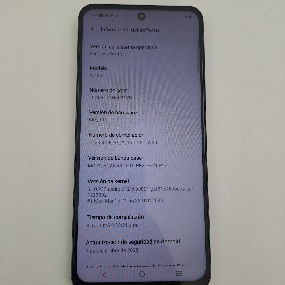 CELULAR VIVO Y28 V2352 256 GB 8 GB RAM (SEMINUEVO)