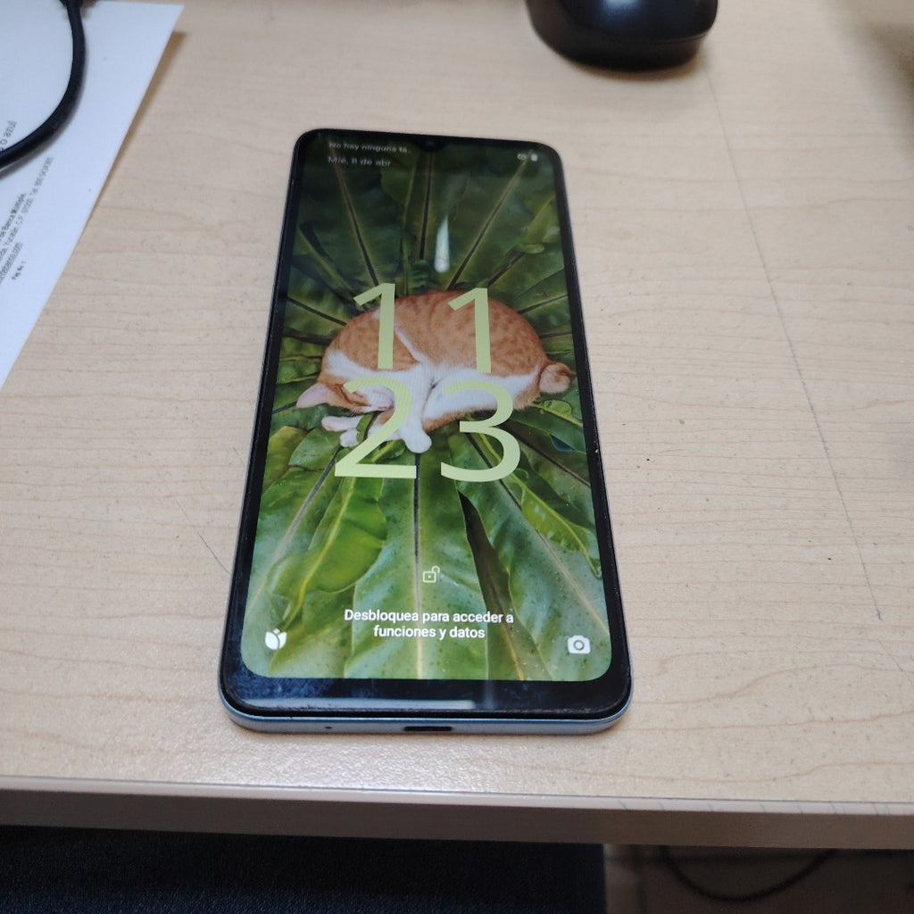 CELULAR XIAOMI REDMI A3 2312CRNCCL (2024) 64 GB 2 GB RAM (SEMINUEVO)