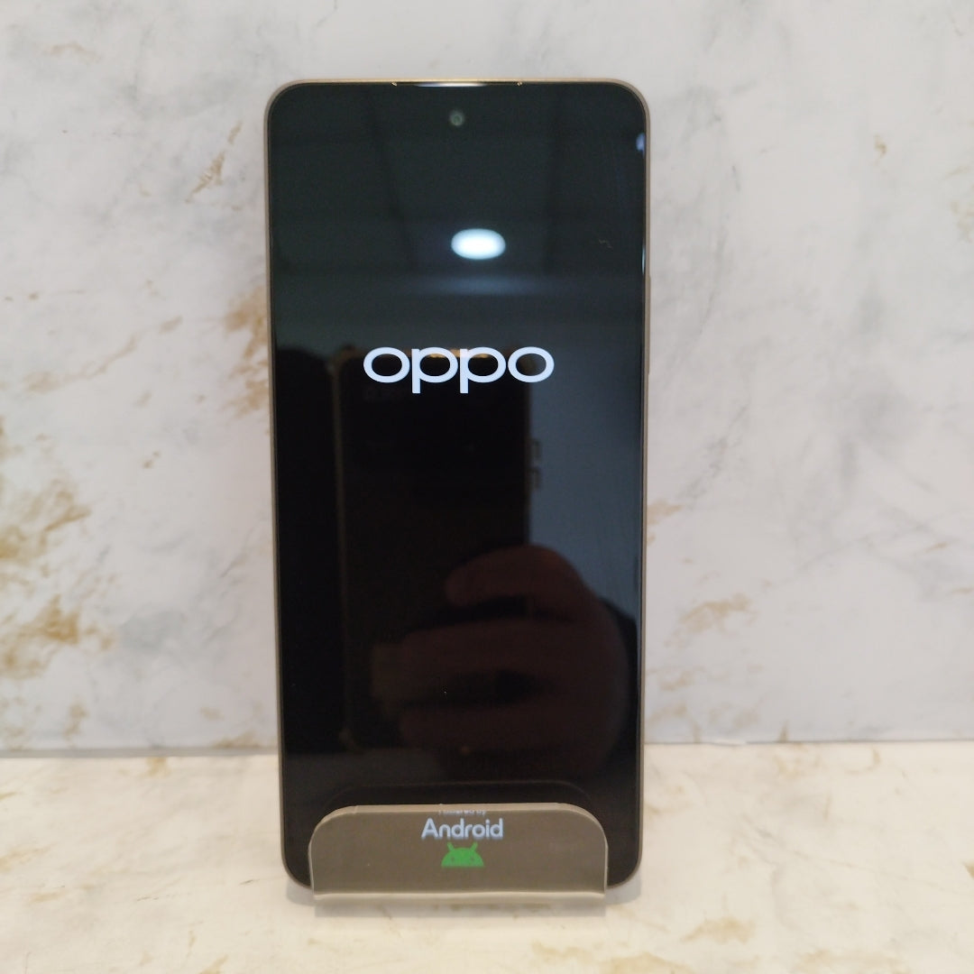 CELULAR OPPO  A5 PRO 5G CPH2695 (2025) 256 GB 8 GB RAM (SEMINUEVO)