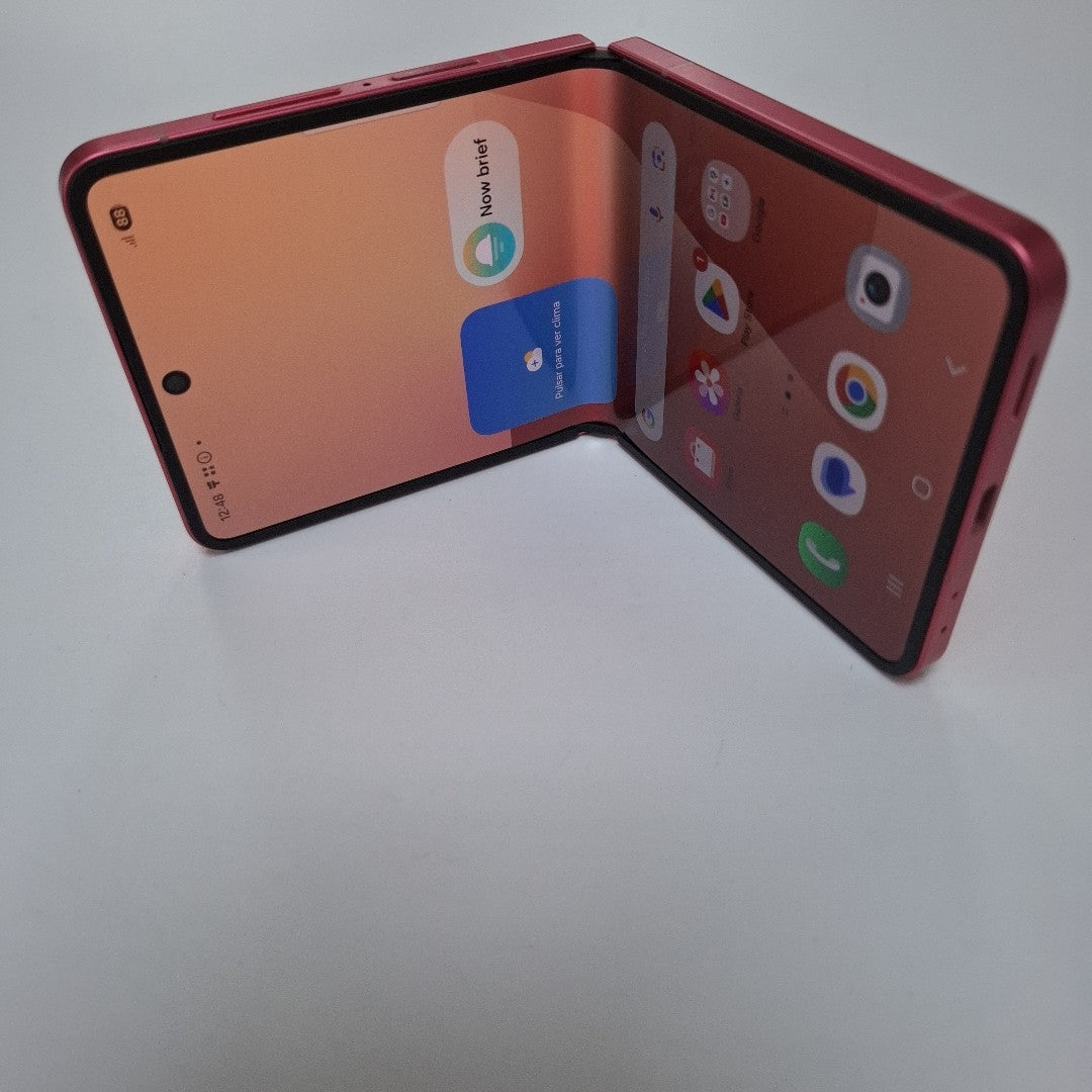 CELULAR SAMSUNG GALAXY Z FLIP 7 SM-F766B (2025) 512 GB 12 GB RAM (SEMINUEVO)