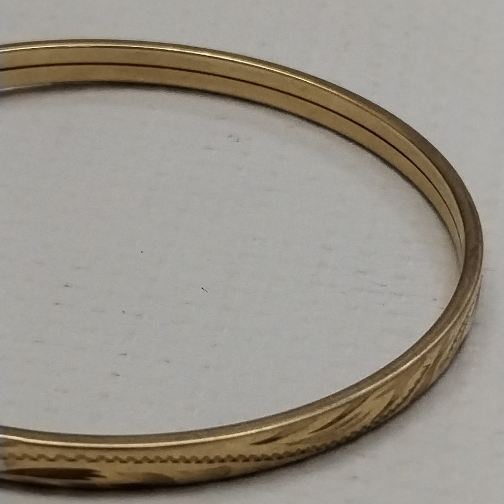 PULSERA RIGIDA ORO 10 K 4.8 GRMS (SEMINUEVO)
