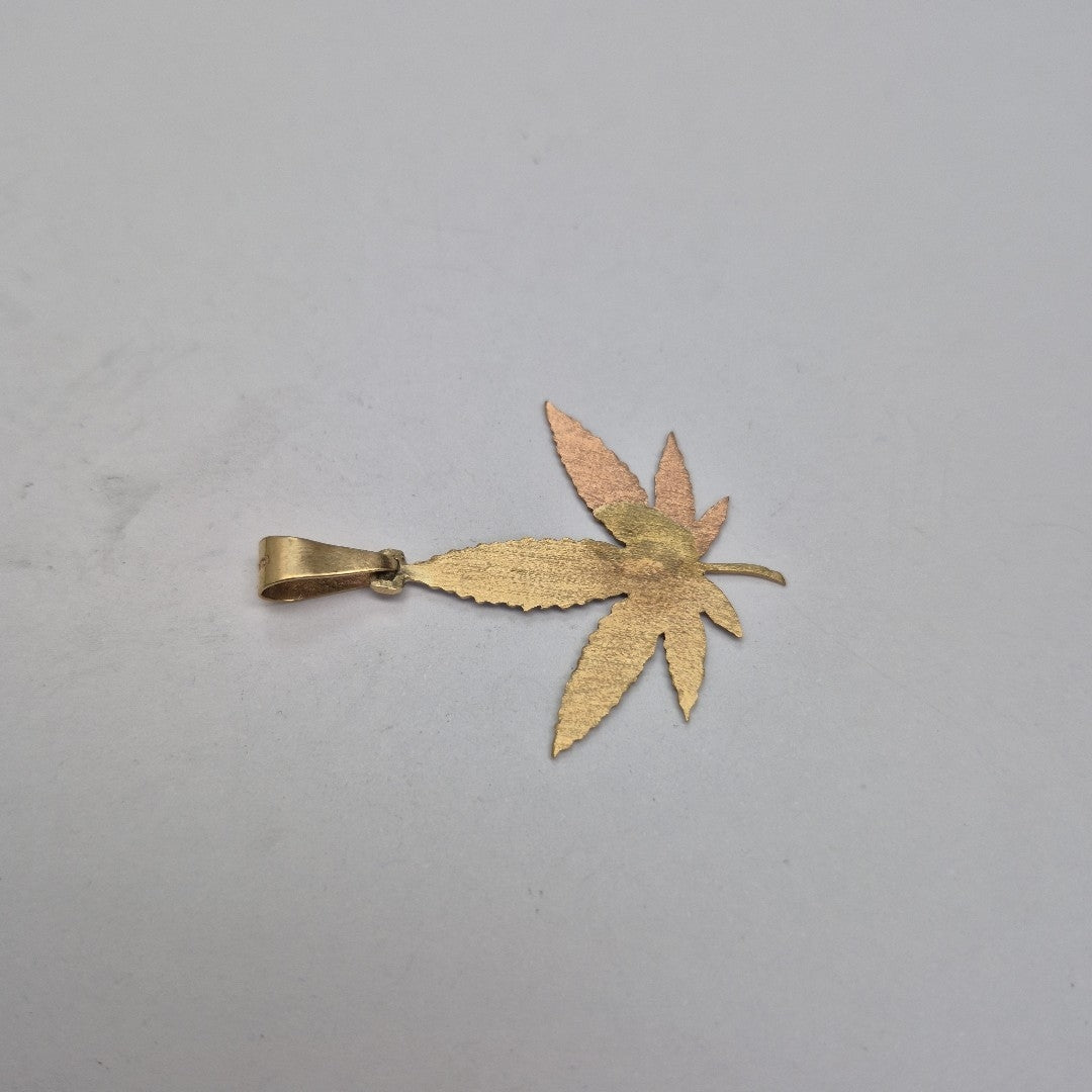 DIJE ORO COMBINADO 10 K 4 GRMS (SEMINUEVO)