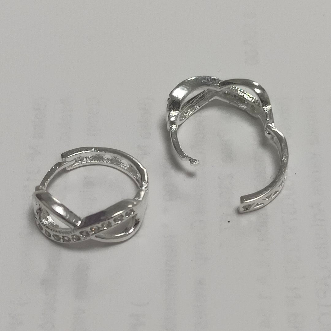 HUGGIES INFINITO CIRCONIAS PLATA .925 2.4 GR (NUEVO)