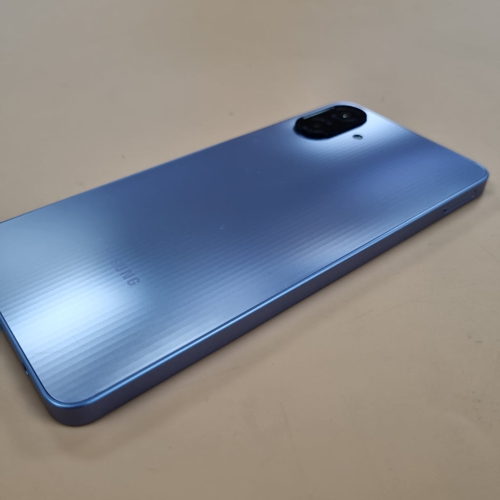 CELULAR SAMSUNG GALAXY A07 SM-A075M (2025) 64 GB 4 GB RAM (SEMINUEVO)