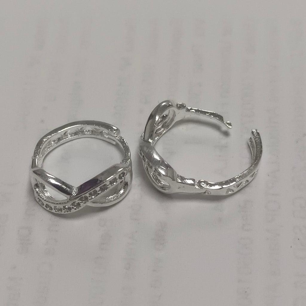 HUGGIES INFINITO CIRCONIAS PLATA .925 2.4 GR (NUEVO)