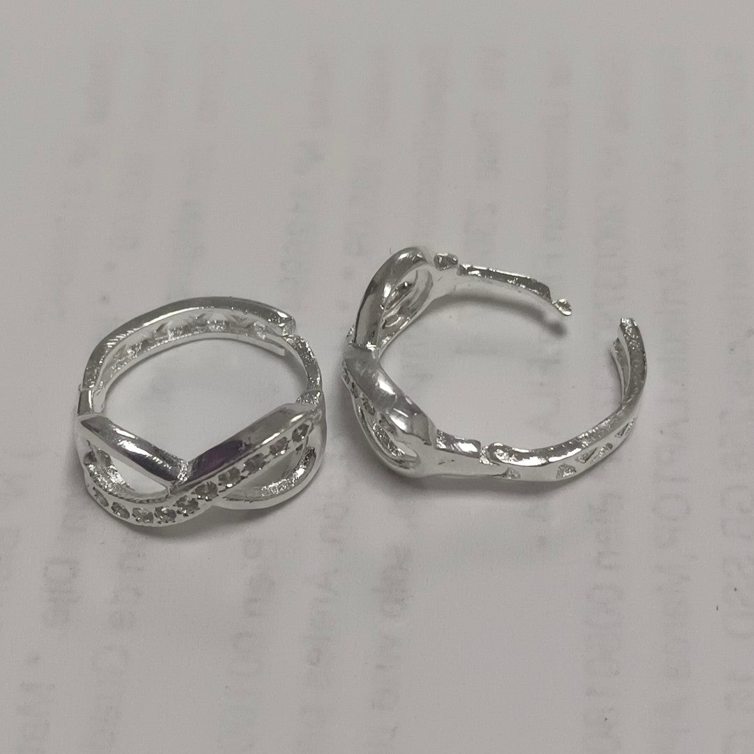 HUGGIES INFINITO CIRCONIAS PLATA .925 2.4 GR (NUEVO)